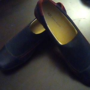 Women's shoes